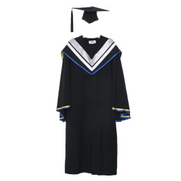 訂製澳門科技大學學士資訊科技學院畢業袍  黑色正方畢業帽 銀色v領披肩 學士畢業袍製衣公司DA178 訂製澳門科技大學學士資訊科技學院畢業袍  黑色正方畢業帽 銀色v領披肩 學士畢業袍製衣公司DA178